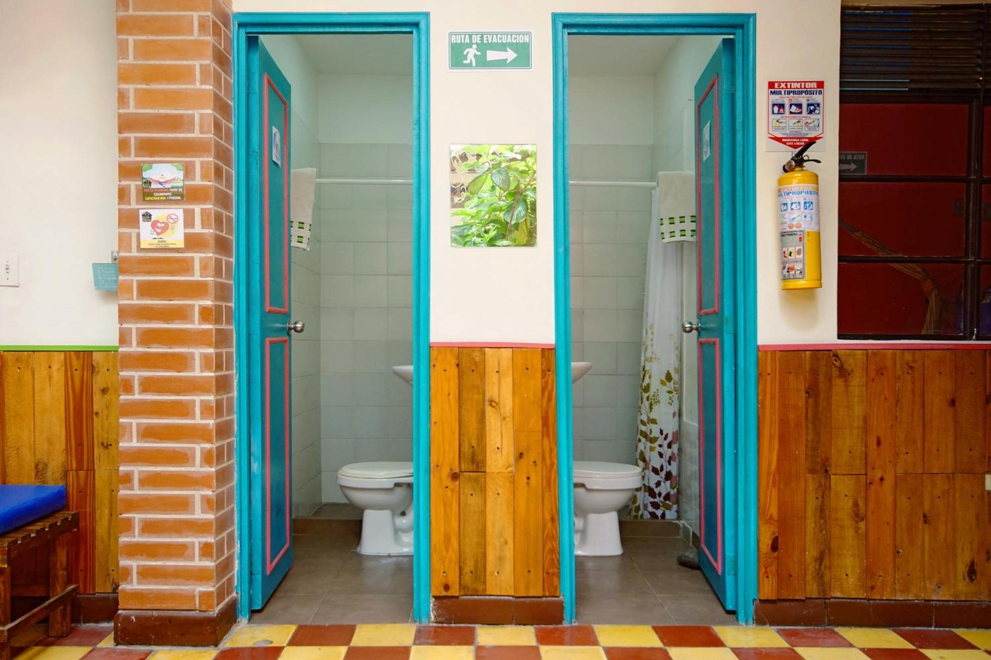 Ding-Dong Hostel Cali Exterior foto